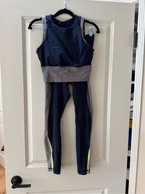 Lululemon Set size 4